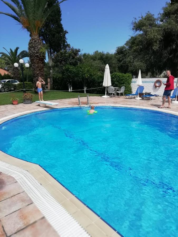Poseidon Suites By Corfuescapes Agios Gordios  Buitenkant foto
